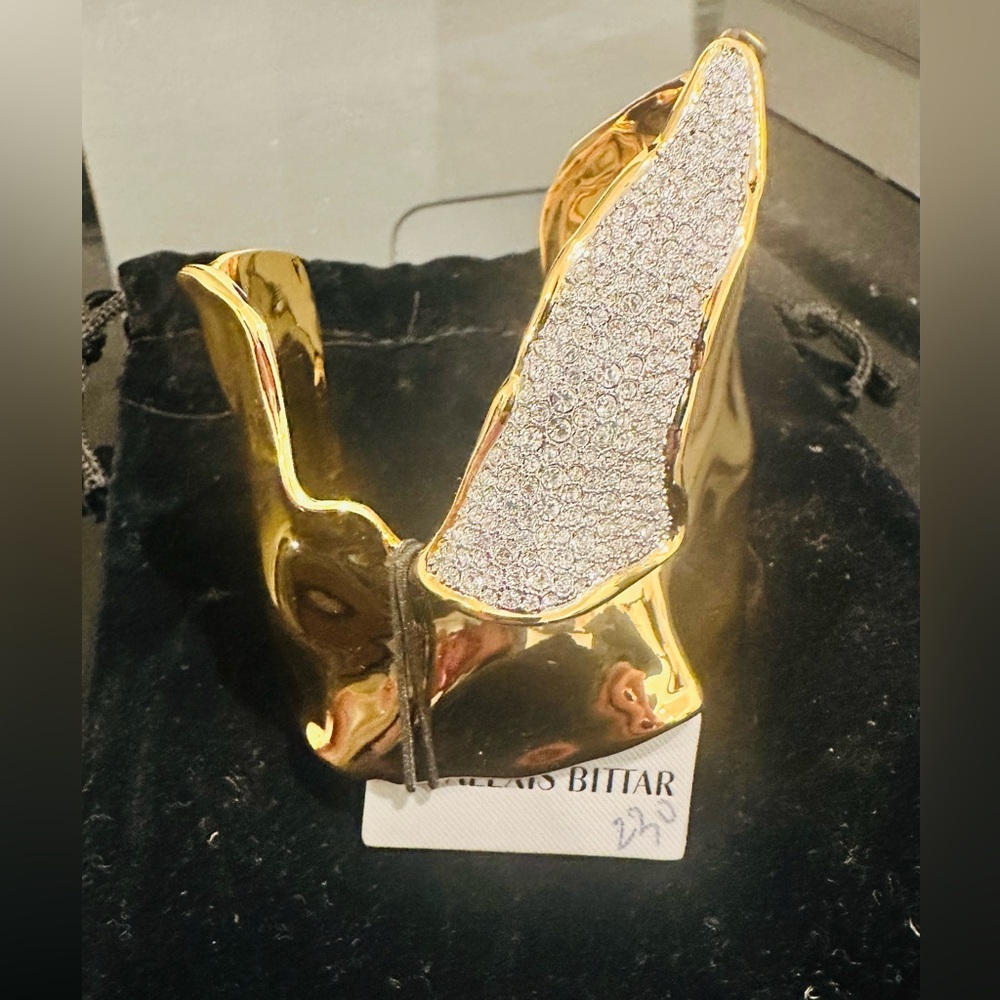 ALEXIS BITTAR
Solanales Crystal Folded Cuff Bracelet - Picture 2 of 9